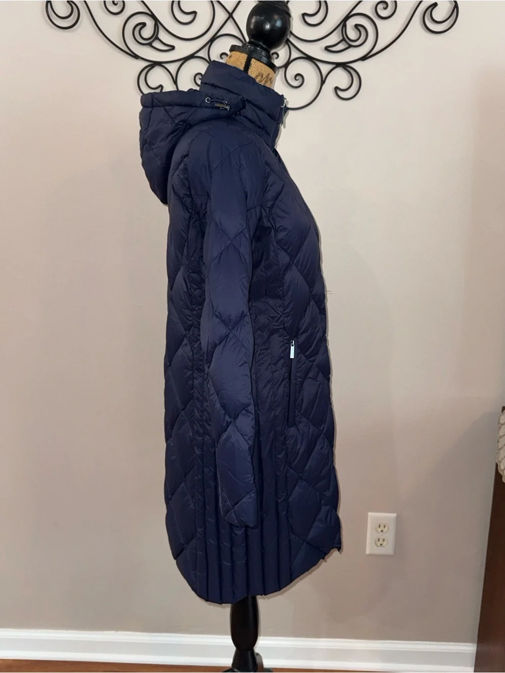 Michael Kors Navy Blue quilted Puffer Packable Down filled Trench jacket, sz S